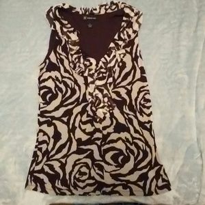 Sleeveless blouse Size M